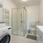 Apartma Pri Cesarjevih شقة Sežana