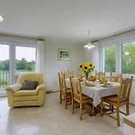 Apartma Pri Cesarjevih شقة Sežana