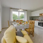 Apartma Pri Cesarjevih *