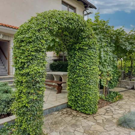 Apartma Pri Cesarjevih شقة