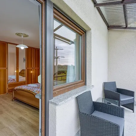 Apartma Pri Cesarjevih Sežana
