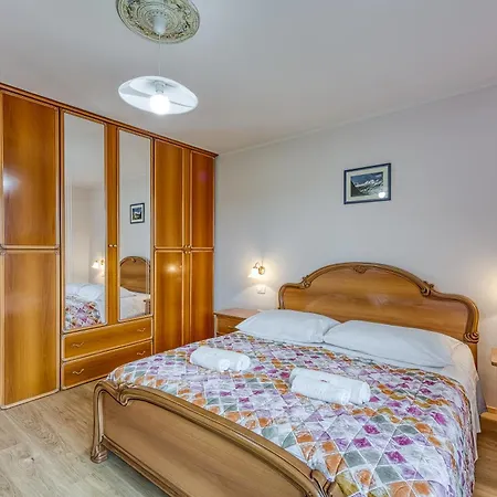 Apartma Pri Cesarjevih Sežana