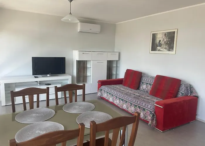 شقة Apartma Pri Cesarjevih *