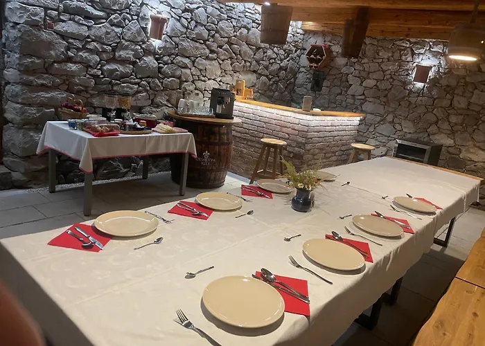 شقة Apartma Pri Cesarjevih Sežana