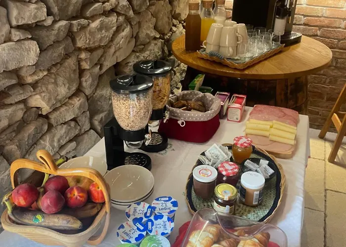 Apartma Pri Cesarjevih شقة Sežana