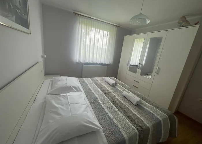 דירה Apartma Pri Cesarjevih *